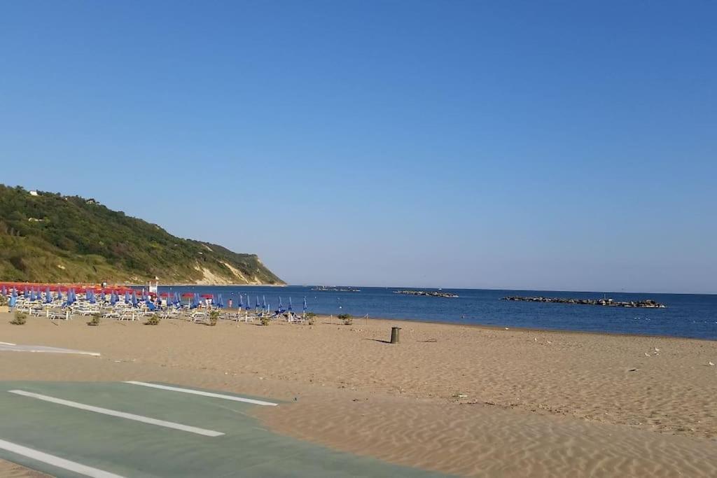 Appartamento In Villetta A 2 Passi Dal Mare E Dal Centro Pesaro Kültér fotó