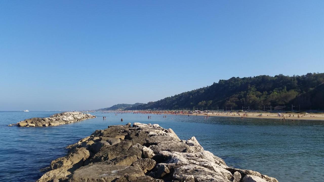Appartamento In Villetta A 2 Passi Dal Mare E Dal Centro Pesaro Kültér fotó